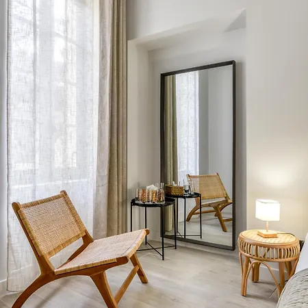 La Grande Maison D'hotes 3*