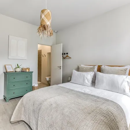 Πανσιόν La Grande Maison D'hotes 4*