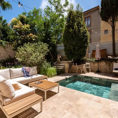 La Grande Maison D'hotes Πανσιόν 3*